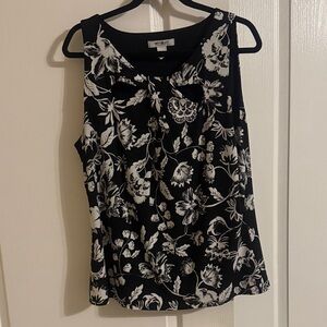 WHBM Black and White Floral Print lined sleeveless Blouse